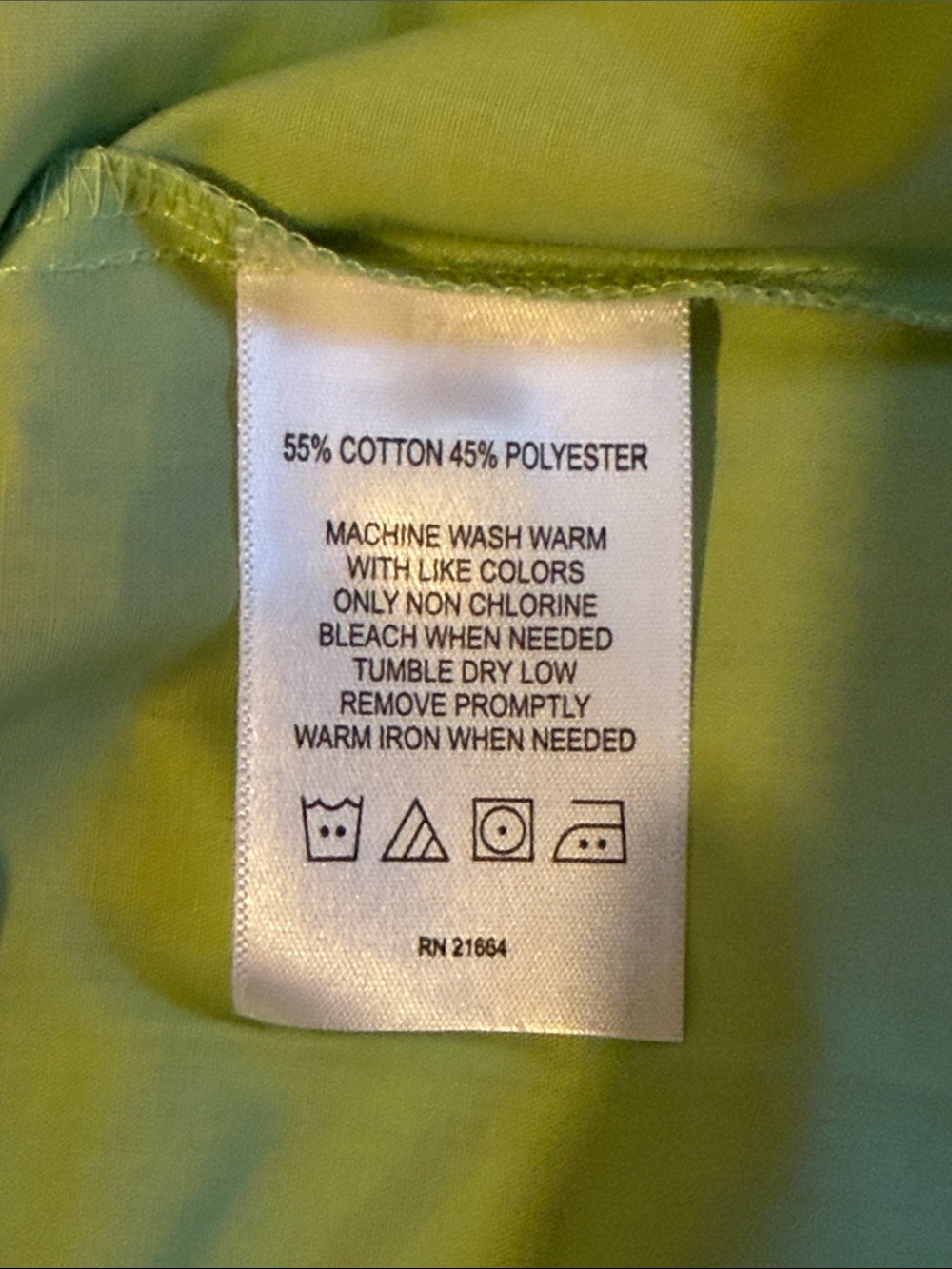 2 Wmn’s Foxcroft Short-Sleeve Blouses in Light Blue and Light Green - Picture 7 of 10